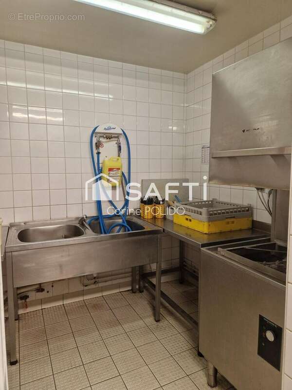 Photo 7 - Commerce à CREPY-EN-VALOIS