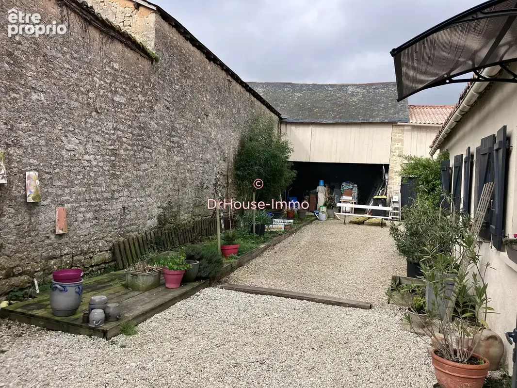 Maison 3 pièces 90 m² à vendre à Craon (86110) - photo 22