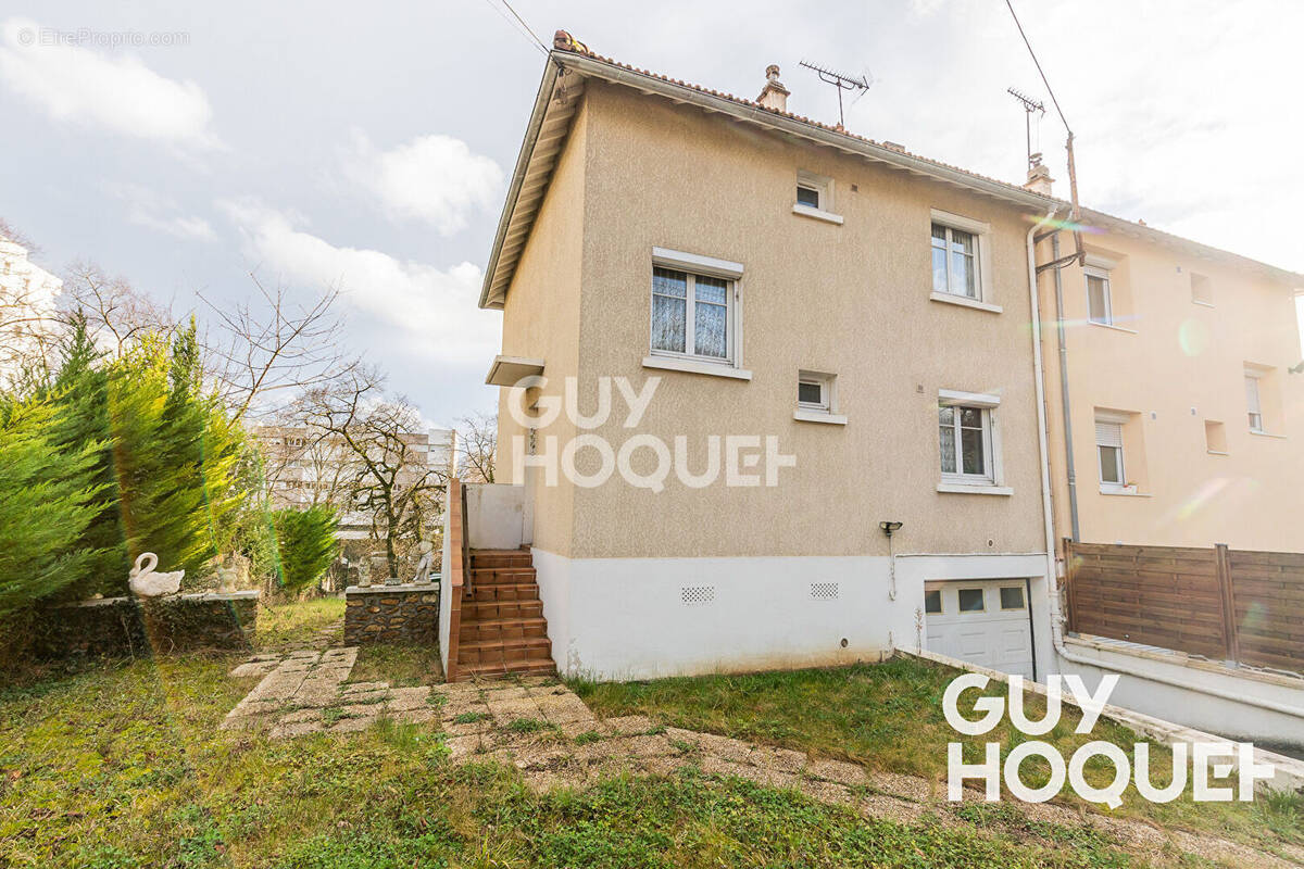 Maison à ATHIS-MONS