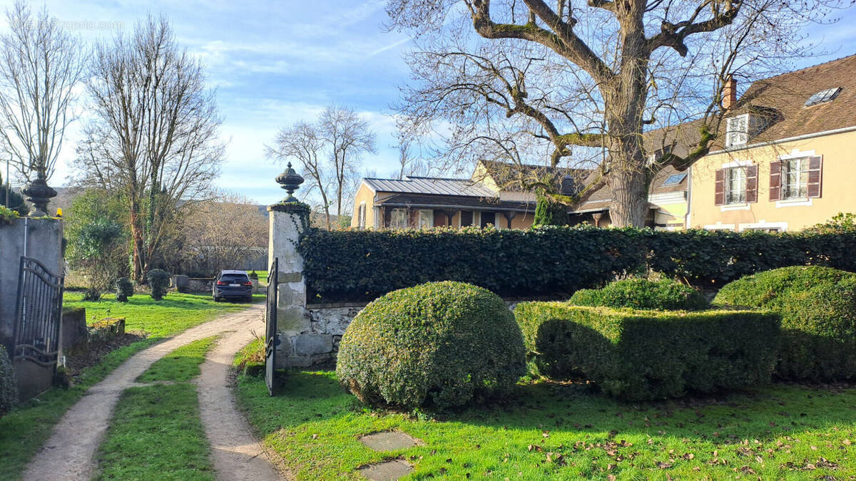 Appartement à SAINT-REMY-LES-CHEVREUSE