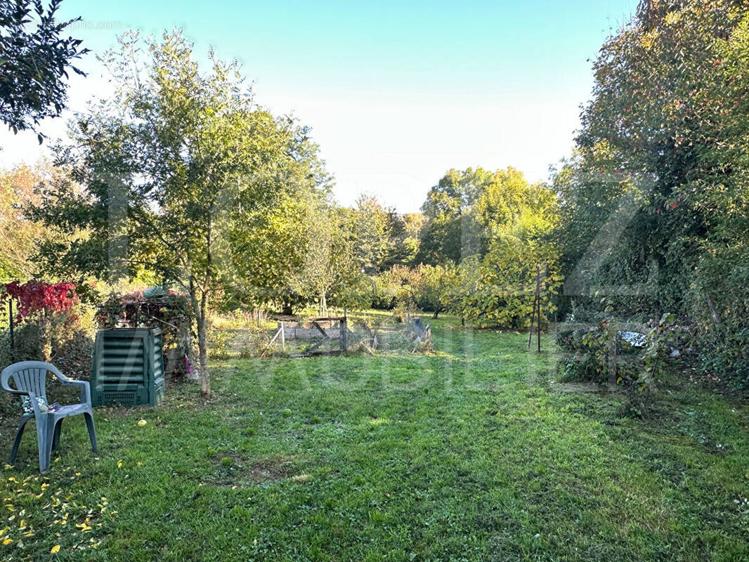 Maison à SAINT-AMANS-SOULT