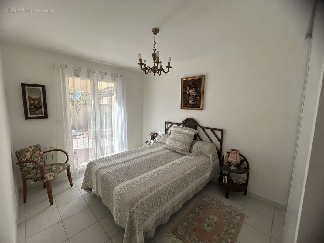 Maison à SAINT-QUENTIN-LA-POTERIE