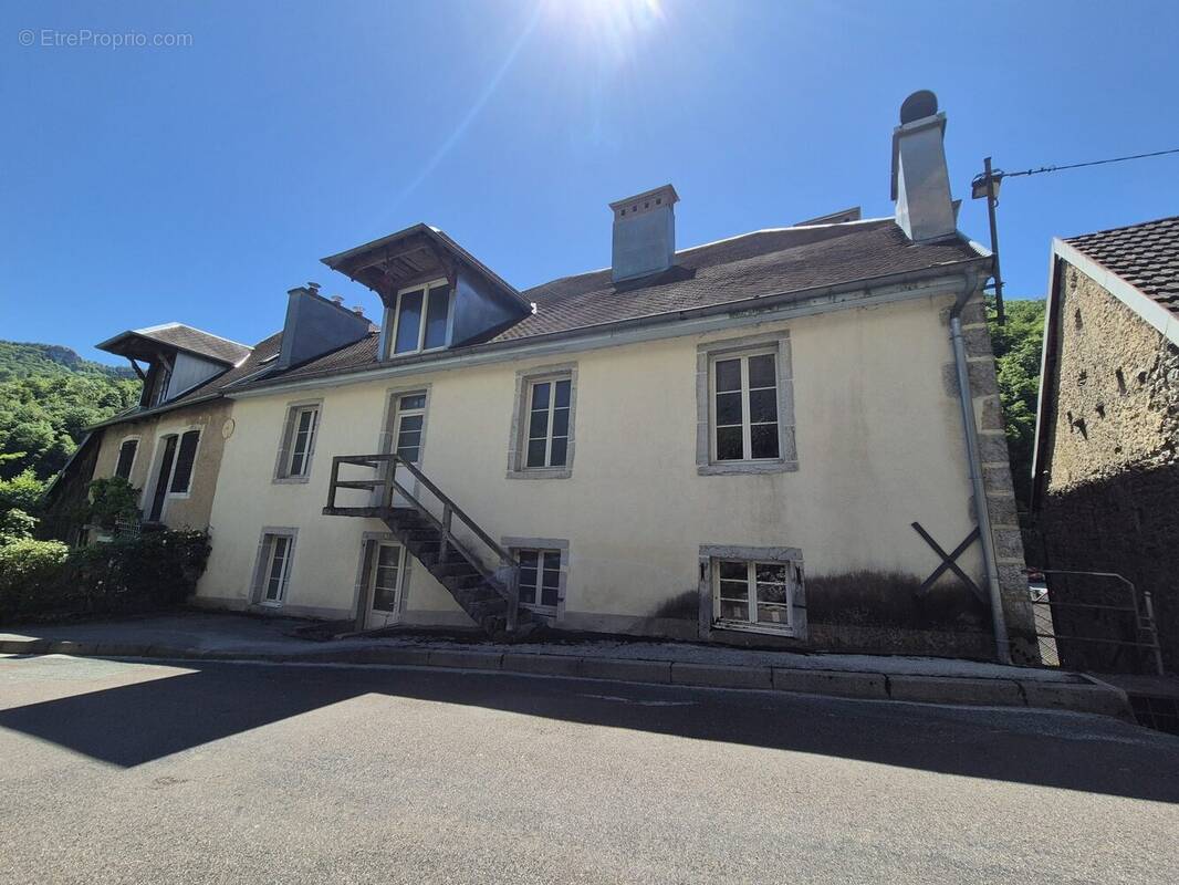 Appartement à PONTARLIER