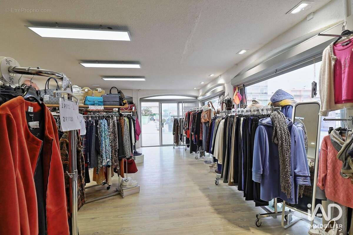 Photo 6 - Commerce à SAINT-CYPRIEN