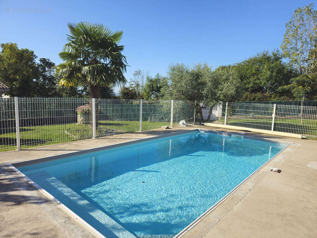 Maison à BELLEGARDE-POUSSIEU