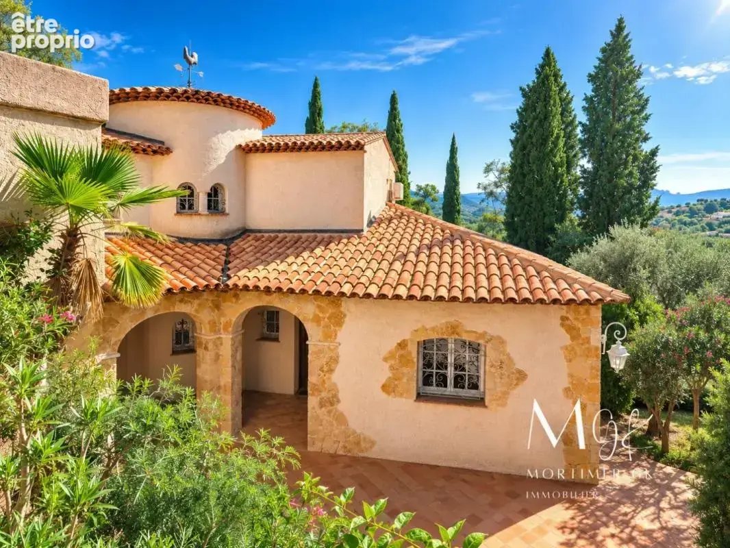 Maison à MANDELIEU-LA-NAPOULE
