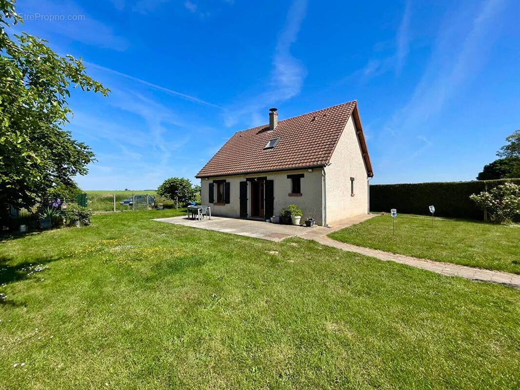 Maison à CHAUMONT-EN-VEXIN