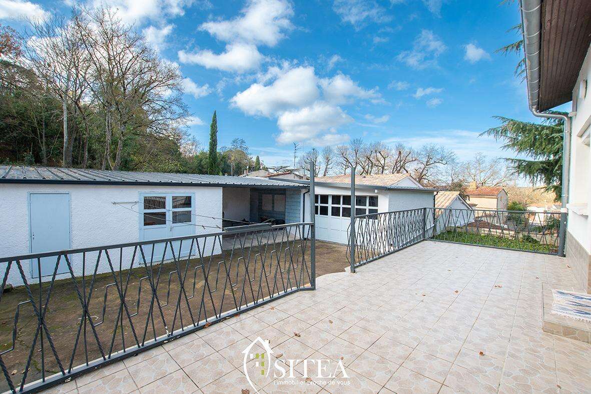 Maison à CORNEBARRIEU