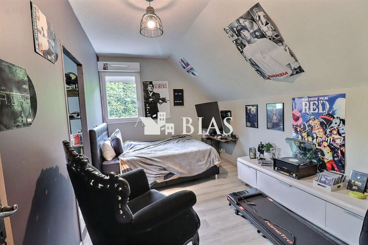 Maison à PONT-L&#039;EVEQUE