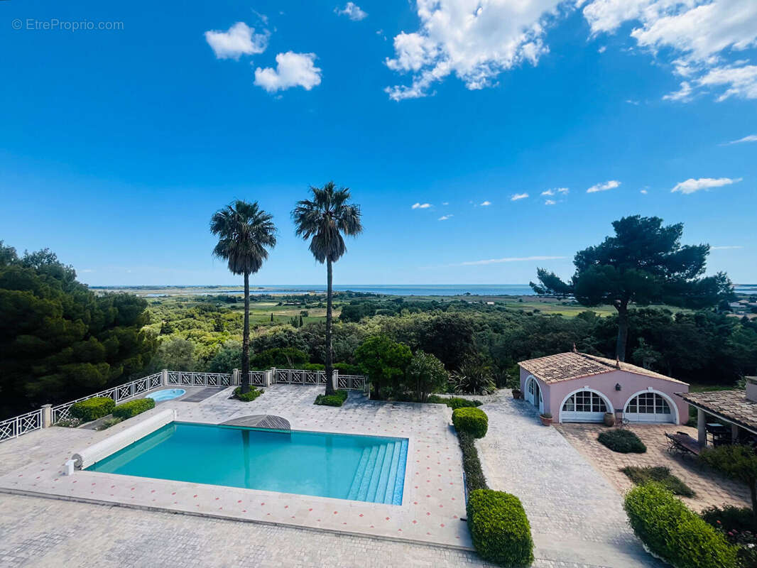 Propriété d'Exception entre Montpellier et Sète  650 m² · 2,5 ha · Vue Mer Panoramique à 180° - photo 3