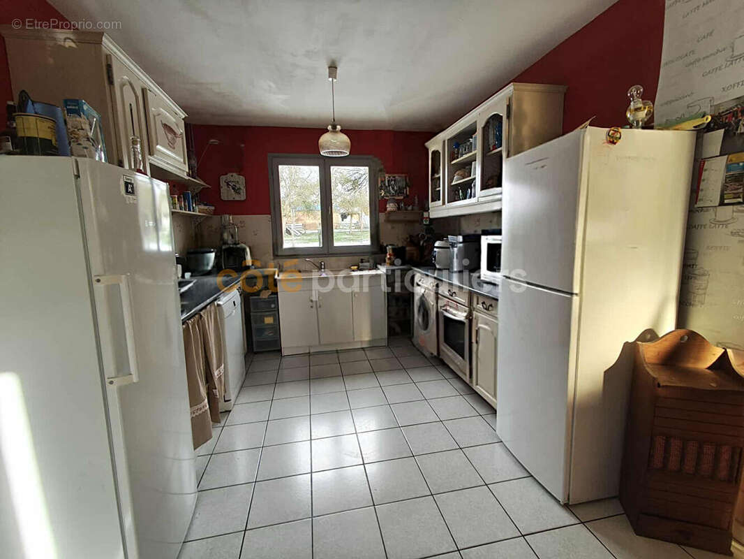 Maison à LA HOUBLONNIERE