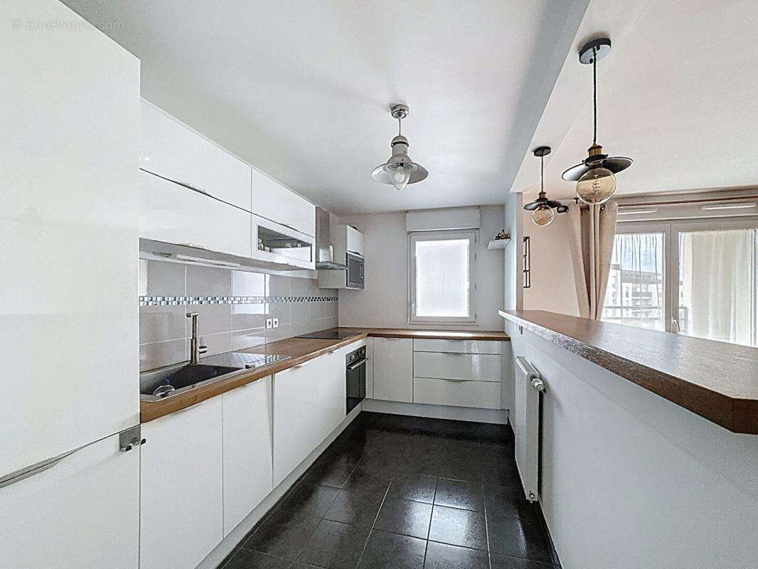 Appartement à MORANGIS