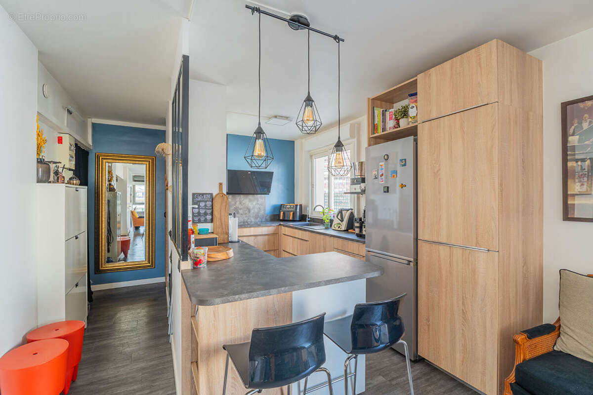 Appartement à PARIS-15E