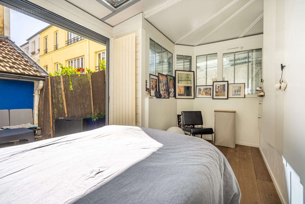 Appartement à PARIS-11E