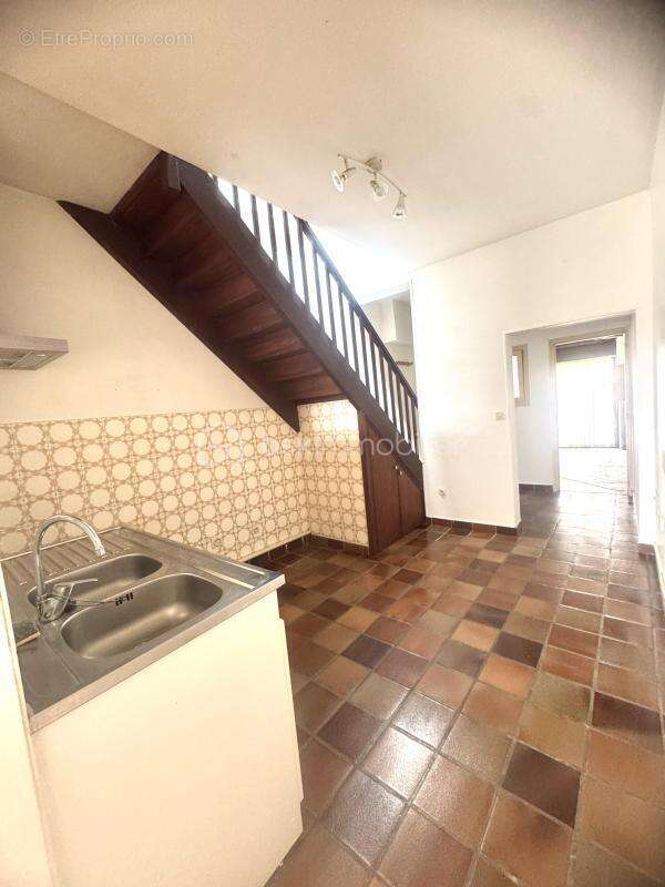 Maison de ville traversante  à Roquelaure – Idéal investissement ou premier achat - photo 5
