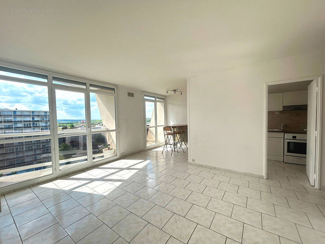 Appartement à PLAISIR