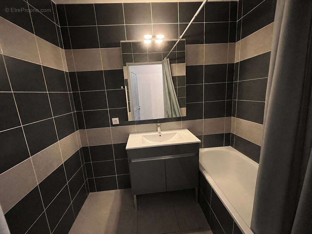 Appartement à BARBENTANE