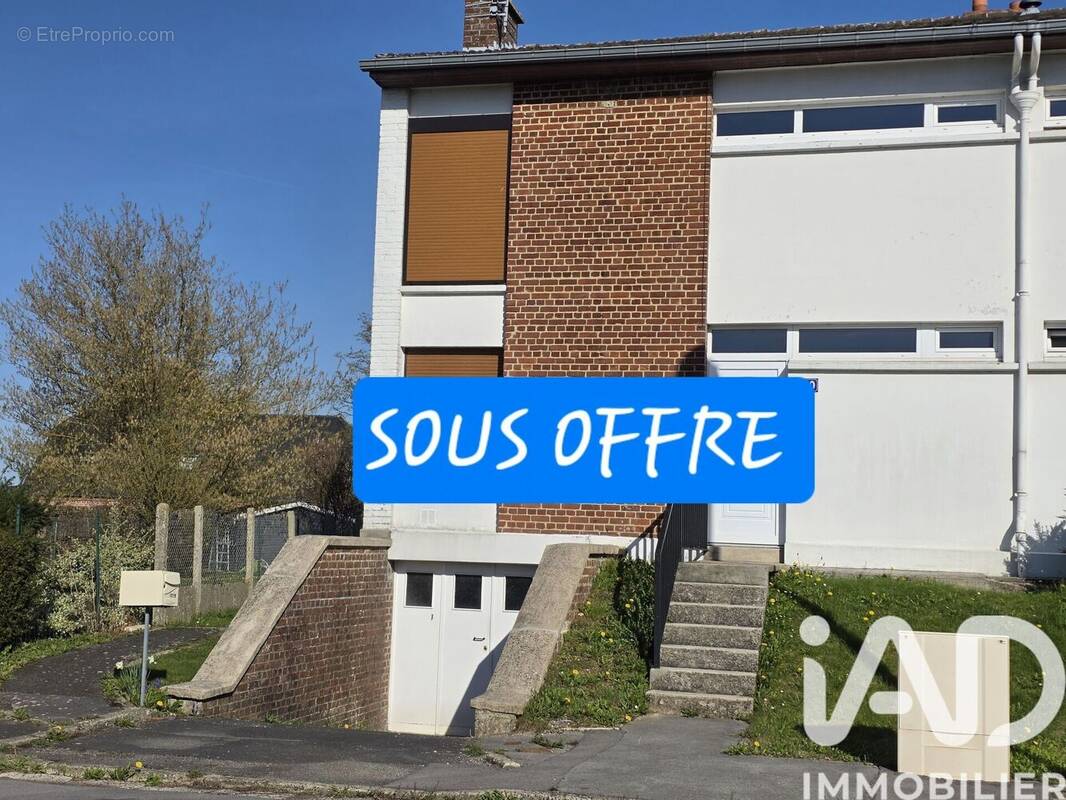 Photo 1 - Maison à PONT-SUR-SAMBRE