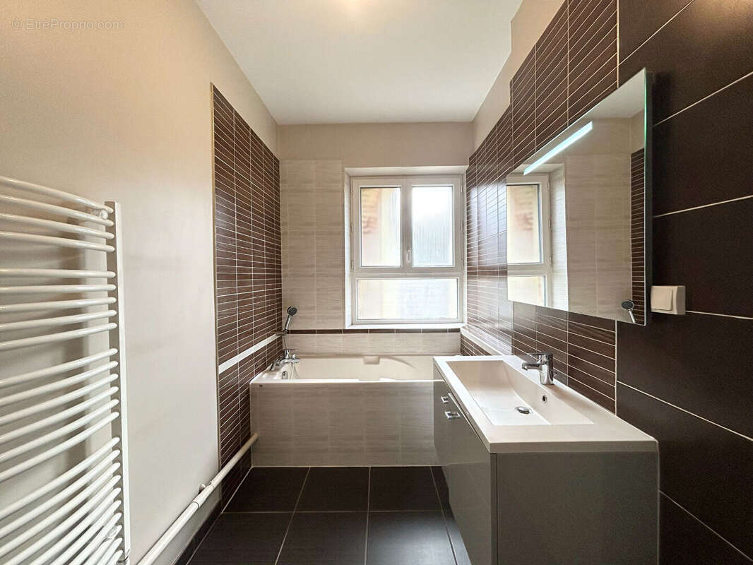 Immeuble centre-ville - 348 m2- charleville-mézières - photo 8