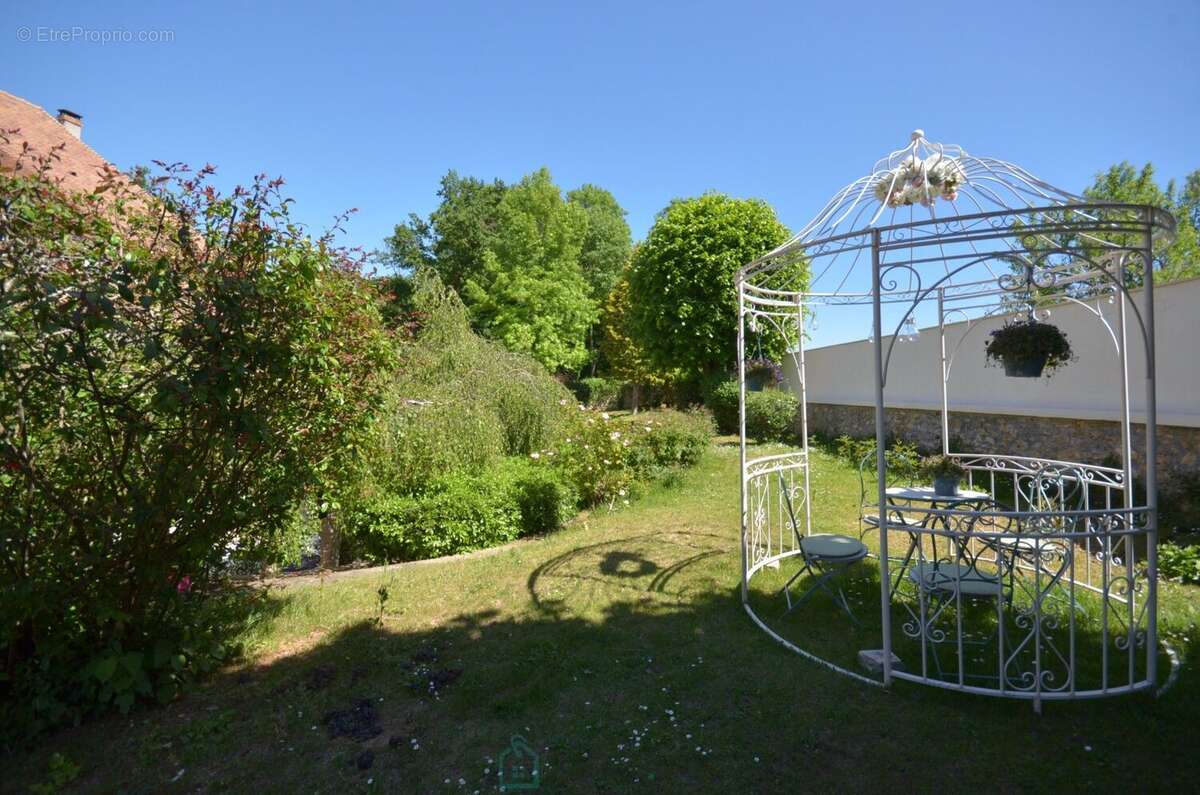 Maison à BOISSISE-LE-ROI