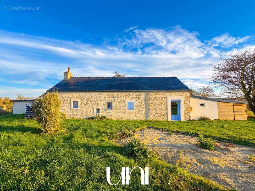 Maison à TILLY-SUR-SEULLES