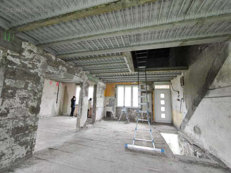 Maison à NEUVES-MAISONS