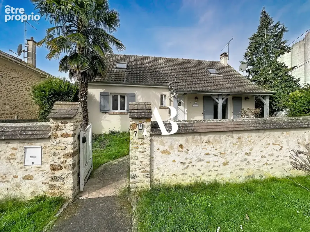 Maison à ROZAY-EN-BRIE