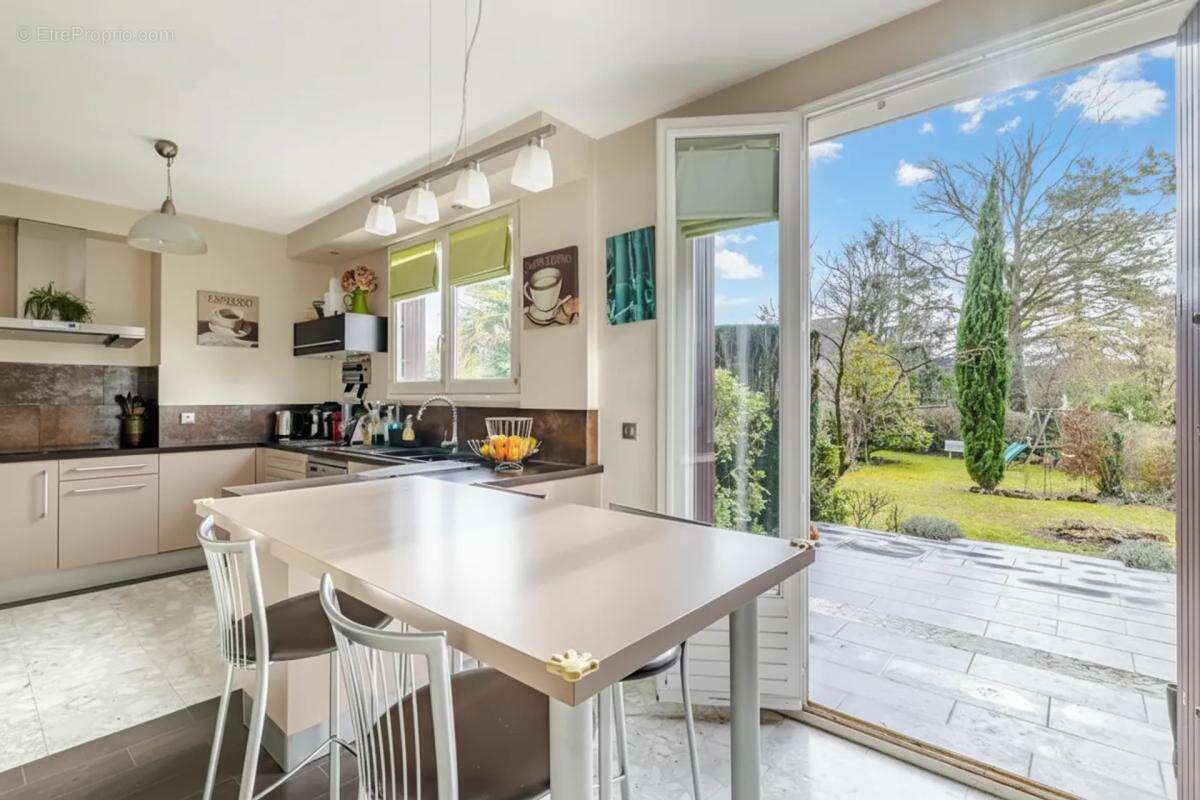 Maison à NOISY-LE-GRAND