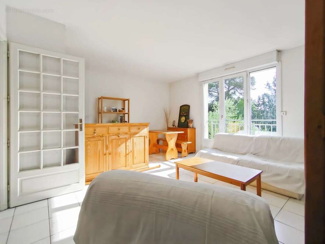 Appartement à JUVIGNAC
