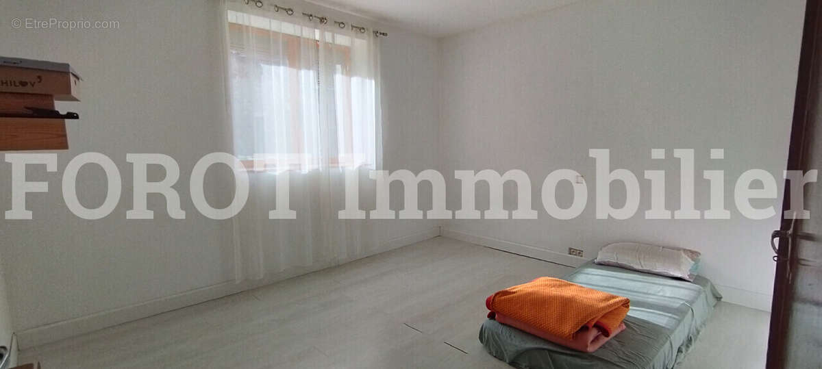 Maison à SAINT-MARTIN-DE-VALAMAS