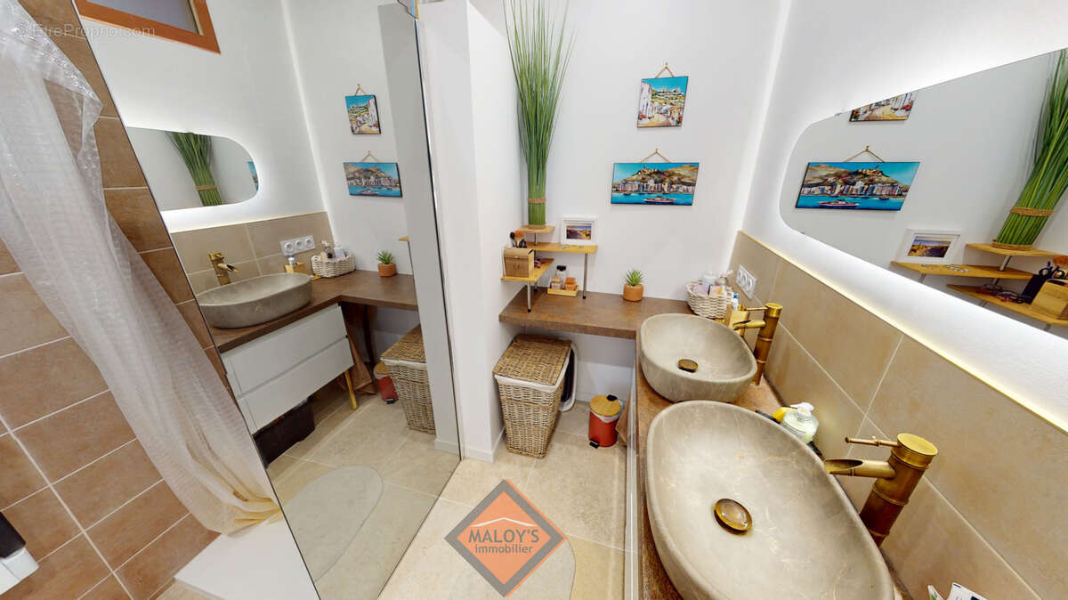 Appartement à SOURCIEUX-LES-MINES