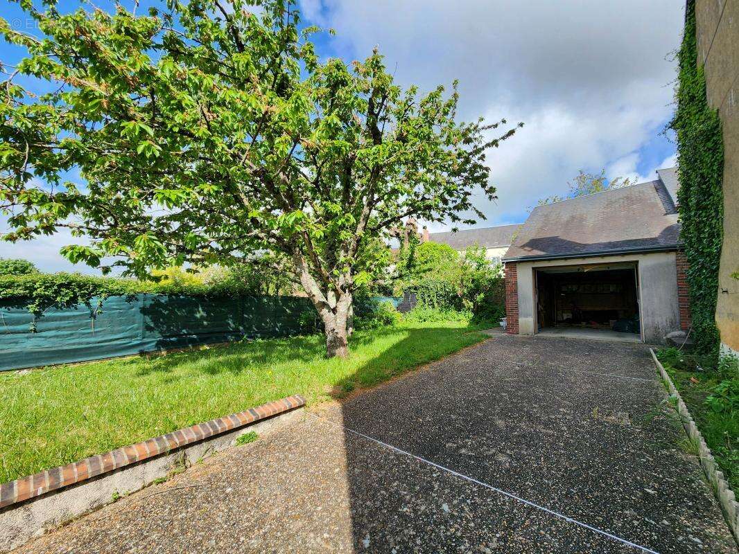 Maison à MONDOUBLEAU