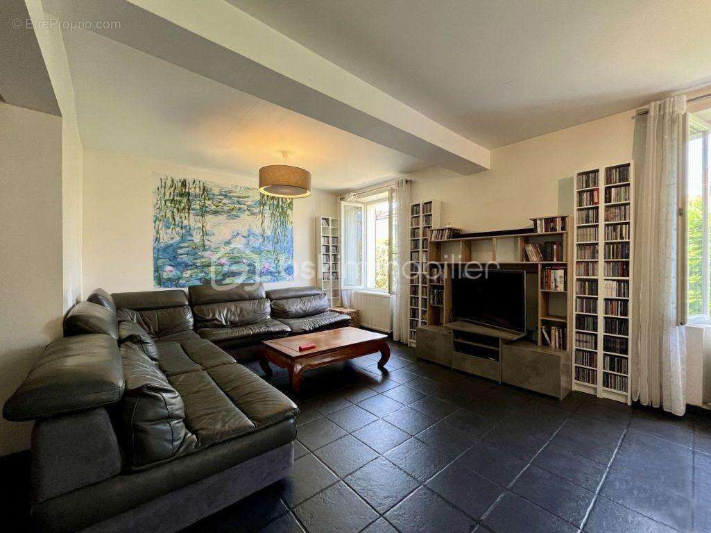 Maison à LIMEIL-BREVANNES