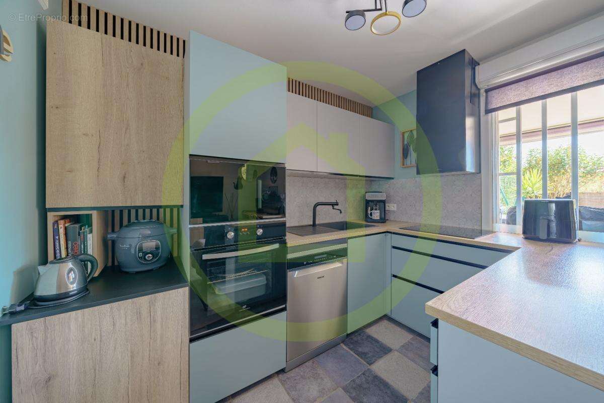 Appartement à MARSEILLE-12E