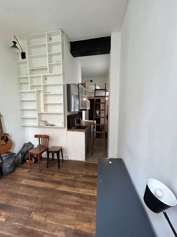 Appartement à PARIS-20E