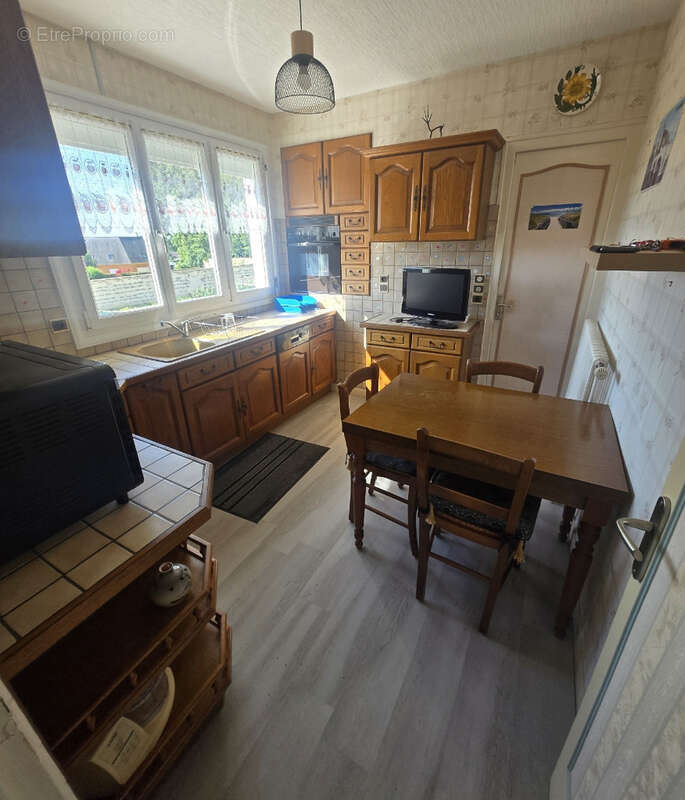 Pavillon très bon état sur sous sol indépendant, 2ch, 565m2 de terrain - photo 9