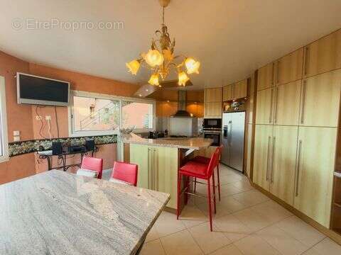 Maison 289 m² à Mandelieu-La-Napoule  - photo 3