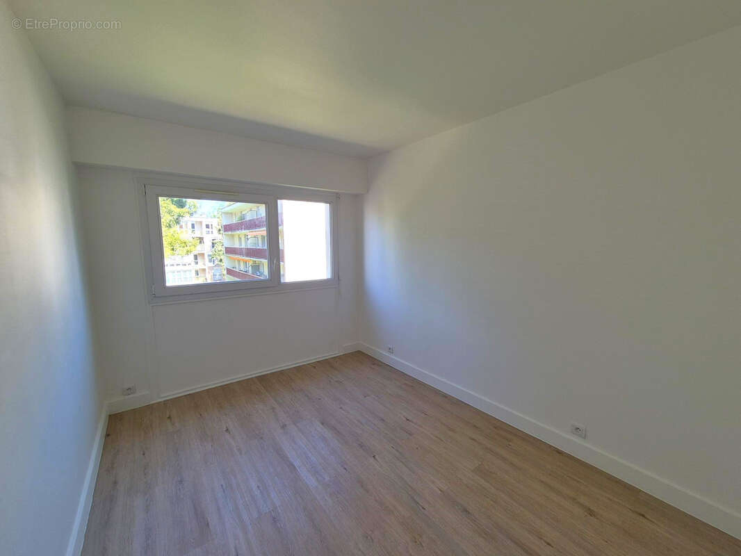 Appartement à VELIZY-VILLACOUBLAY