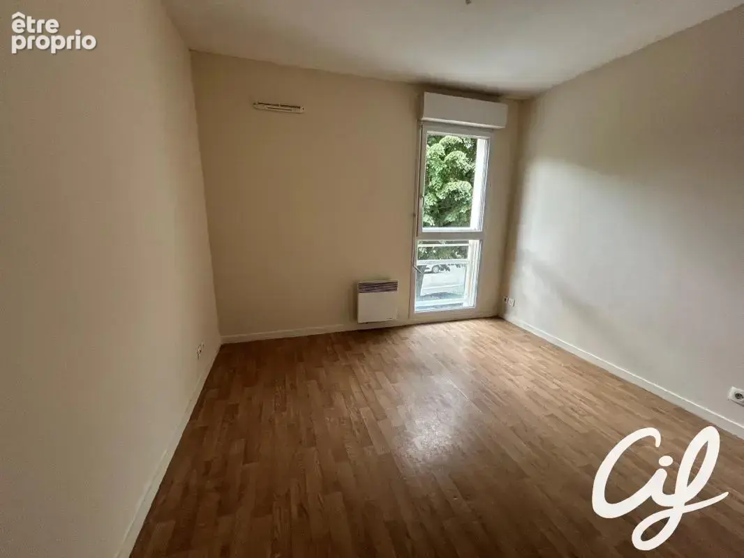 Appartement T4 Le Bourg Sous La Roche - 89.25 m2  204 000 Euros - photo 6