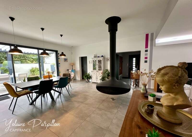 Maison à BELLEVILLE-SUR-VIE