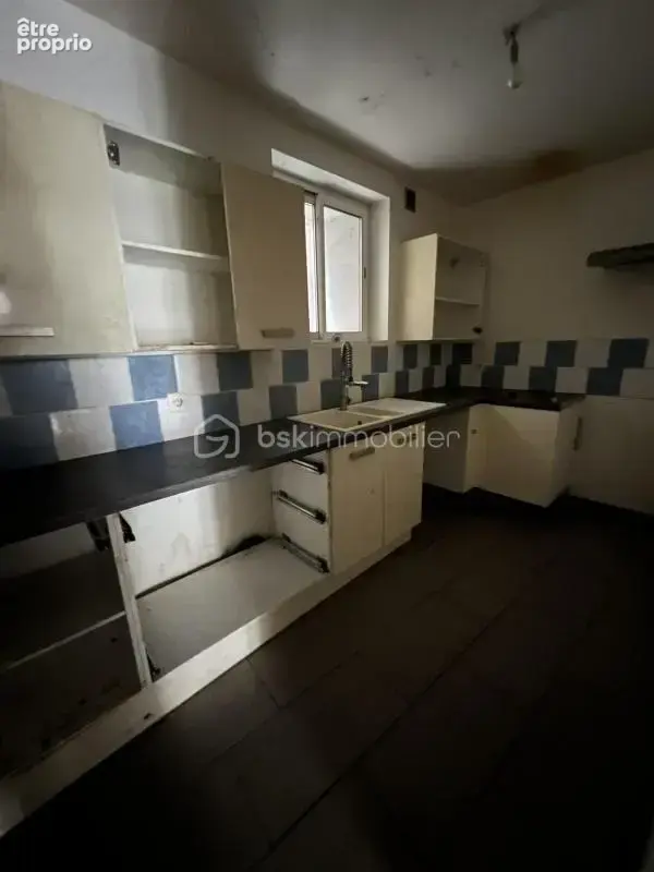 Maison de ville à rénover - Idéal investisseur - photo 3