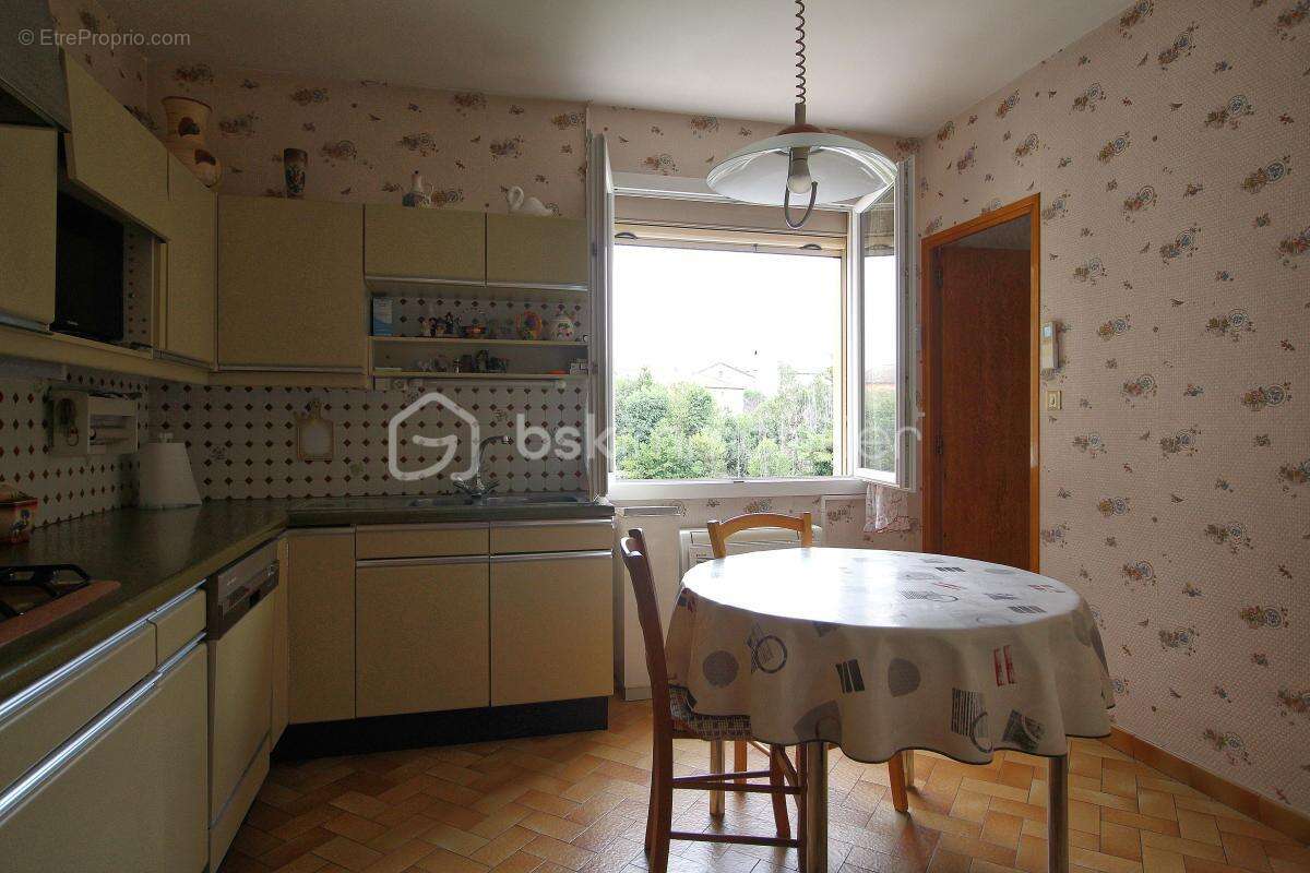 Villa en R+1 de 222 m² - photo 10