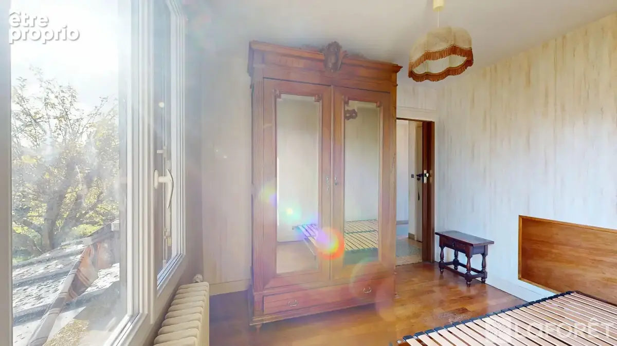YZEURE - Maison de 6 pièces quartier des Cladets - photo 8