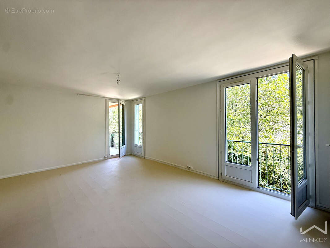 Isabelle di natale vous présente en exclusivité sur pierrelatte    appartement sans travaux  100m2 - 4 chambre - photo 3