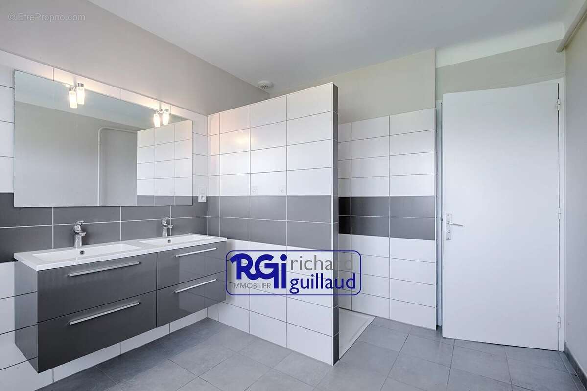 Maison à LE PASSAGE