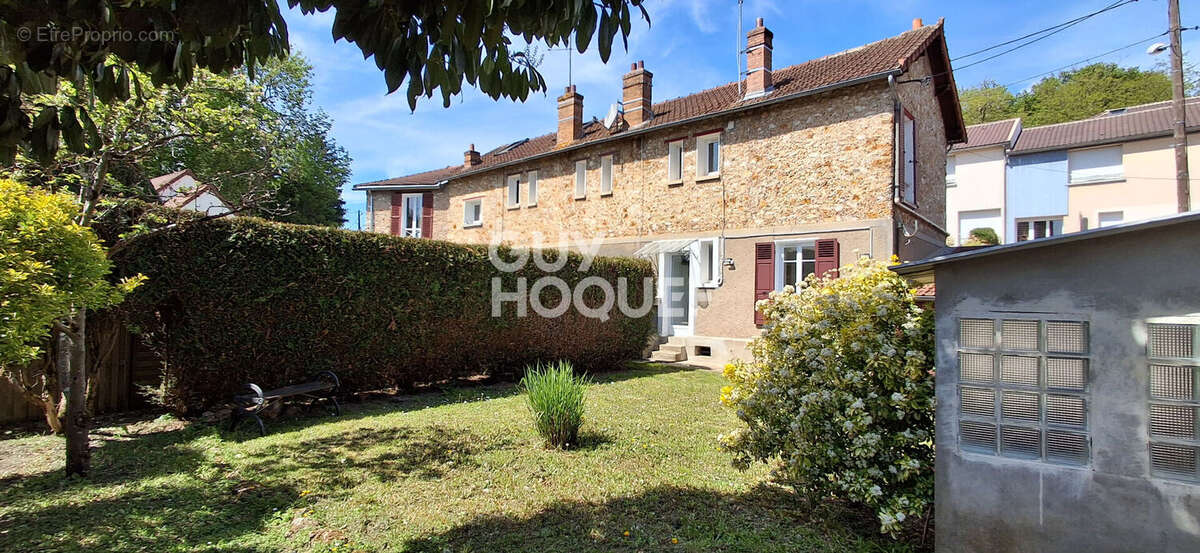 Appartement à LIMOURS