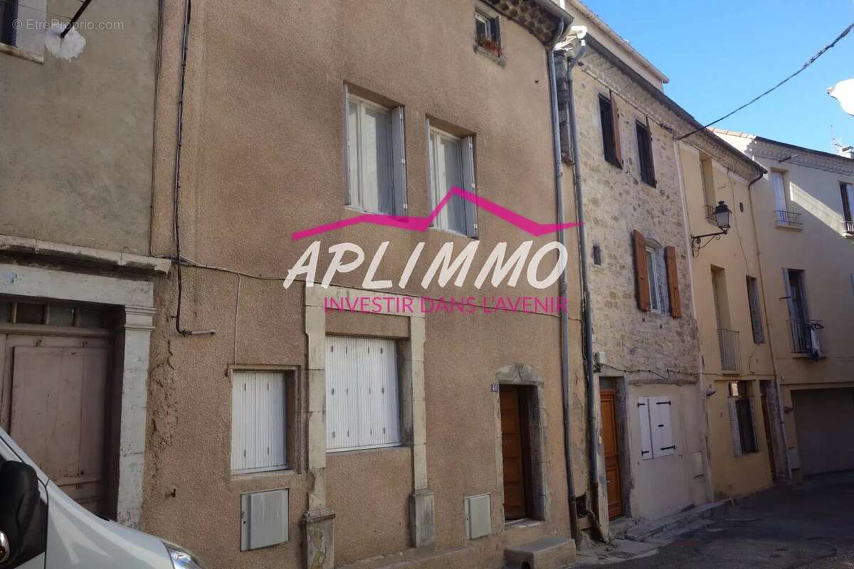 Appartement à LE TEIL