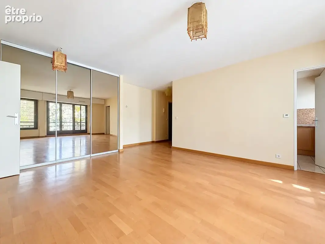 Appartement 3 pièces 69 m² à vendre à Suresnes (92150) - photo 3