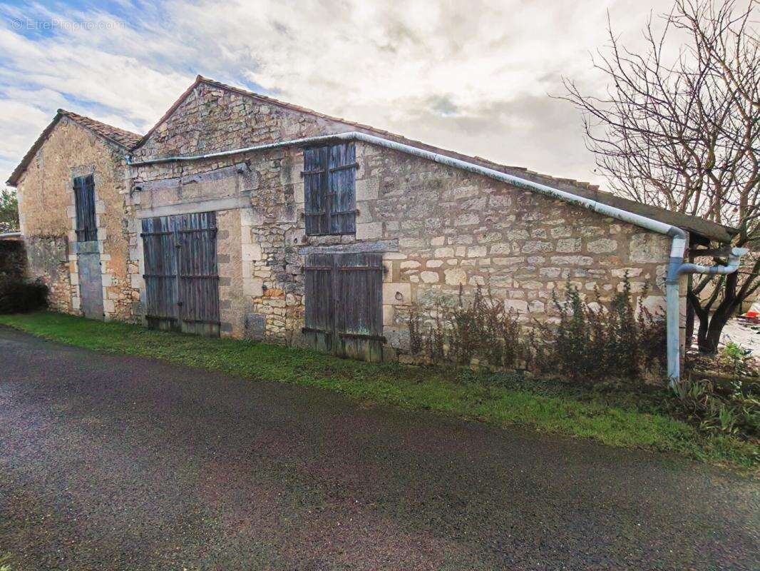 Maison à LAVOUX
