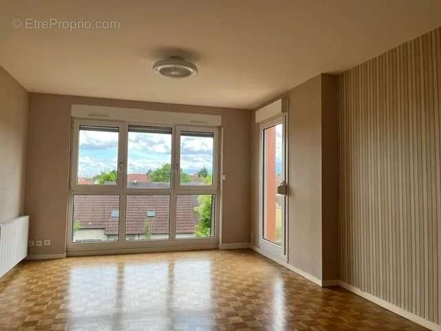 Appartement à FONTAINE-LES-DIJON